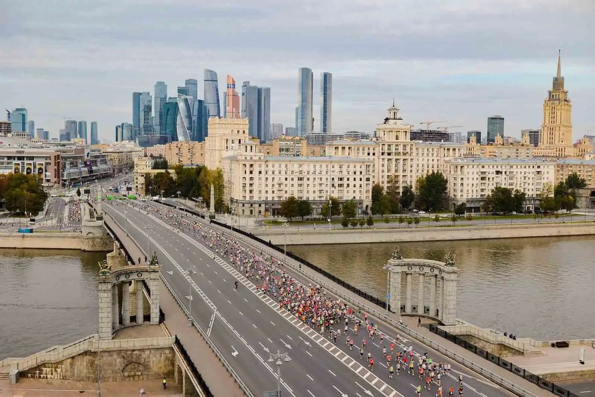 Московский марафон собрал более 45 000 участников Московский марафон собрал более 45 000 участников
