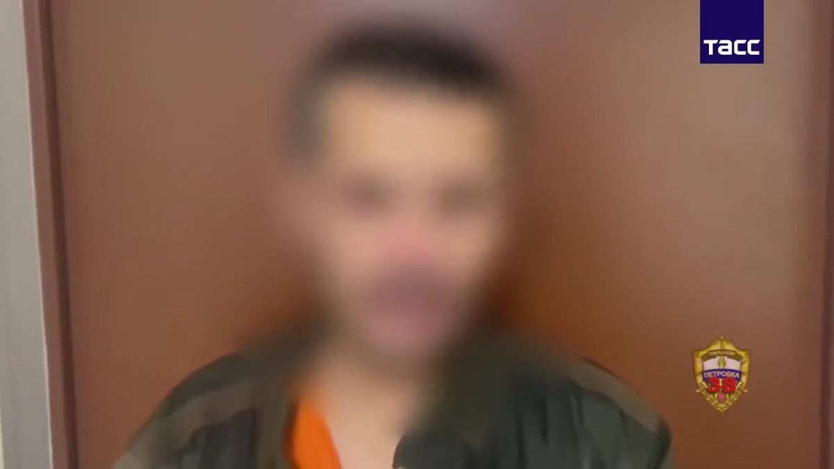 Полиция задержала ранее судимого москвича, который украл из магазина бутылку алкоголя и продукты питания