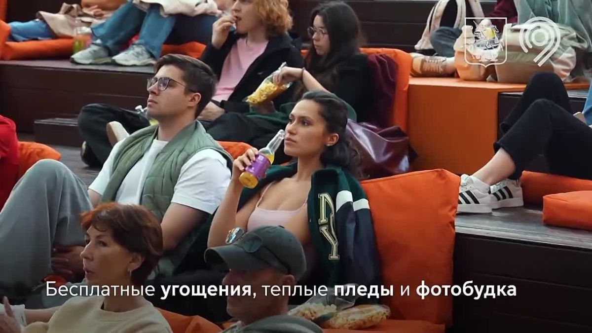 Любимые фильмы, попкорн, вечера на свежем воздухе