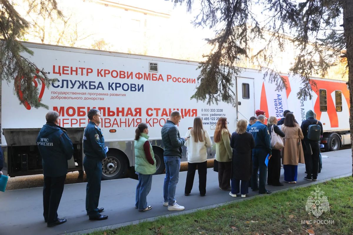 В Москве личный состав МЧС России принял участие в донорской акции В Москве личный состав МЧС России принял участие в донорской акции
