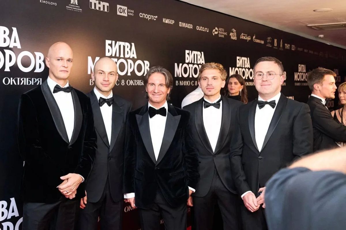 Ольга Любимова: В Москве состоялась премьера фильма «Битва моторов» Ольга Любимова: В Москве состоялась премьера фильма «Битва моторов»
