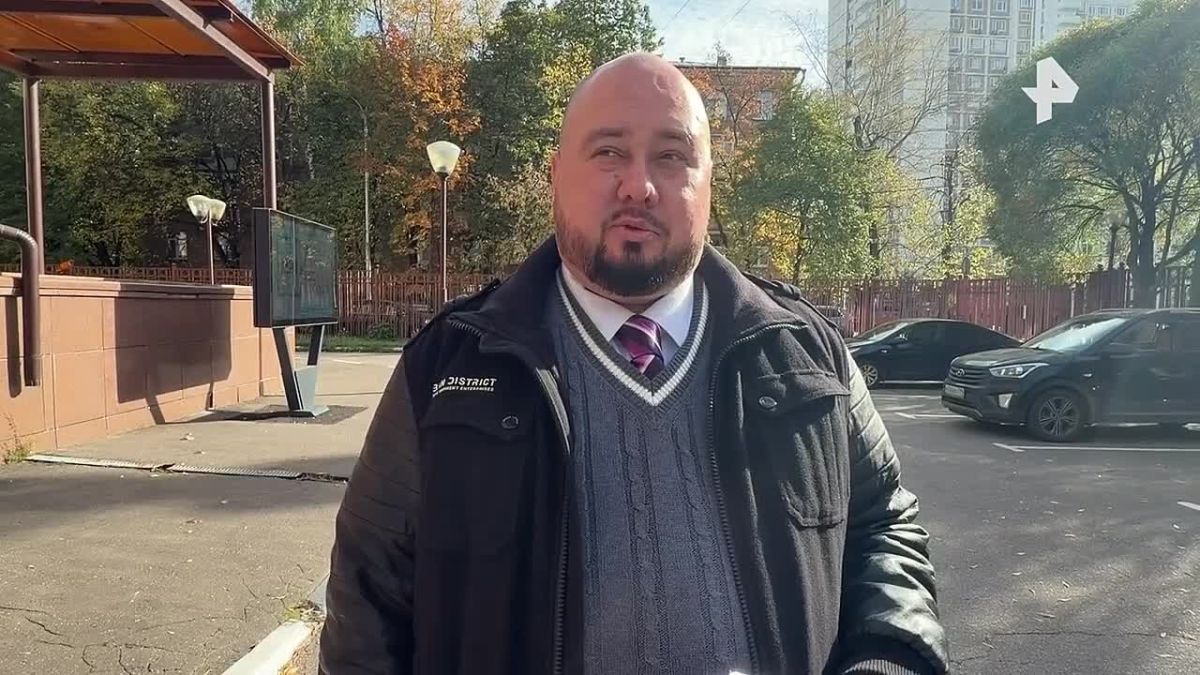 Книгу "Легенда ММА — Федор Емельяненко", из-за которой спортсмен подал иск на 13 млн рублей к писательнице Анастасии Ивановой и АСТ, удалили со всех маркетплейсов