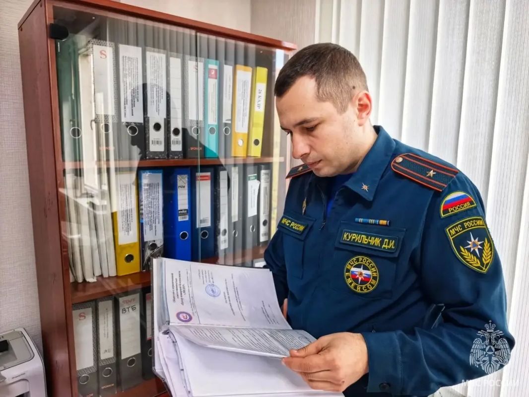 #ЛицаМЧС. Денис Курильчик – главный специалист 2 ТОНПР по ЮВАО УНПР ГУ МЧС России по г. Москве. Денис с детства мечтал связать свою жизнь с системой МЧС России #ЛицаМЧС. Денис Курильчик – главный специалист 2 ТОНПР по ЮВАО УНПР ГУ МЧС России по г. Москве. Денис с детства мечтал связать свою жизнь с системой МЧС России
