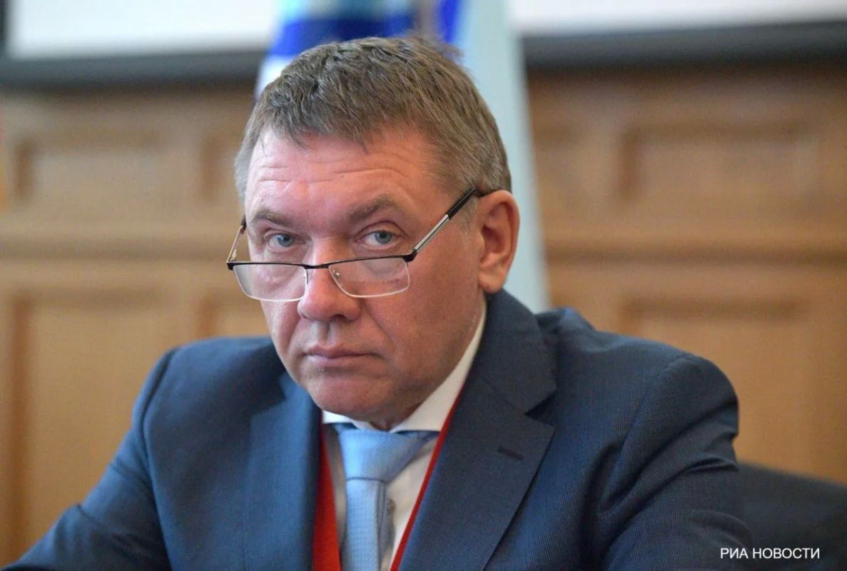 В Москве задержали гендиректора Госкомиссии по запасам полезных ископаемых Игоря Шпурова по делу о взятках, передает РИА Новости со ссылкой на силовые структуры
