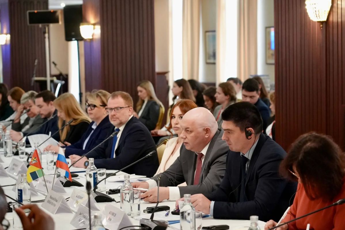 В Москве прошло пленарное заседание Российско-Мозамбикской межправкомиссии В Москве прошло пленарное заседание Российско-Мозамбикской межправкомиссии