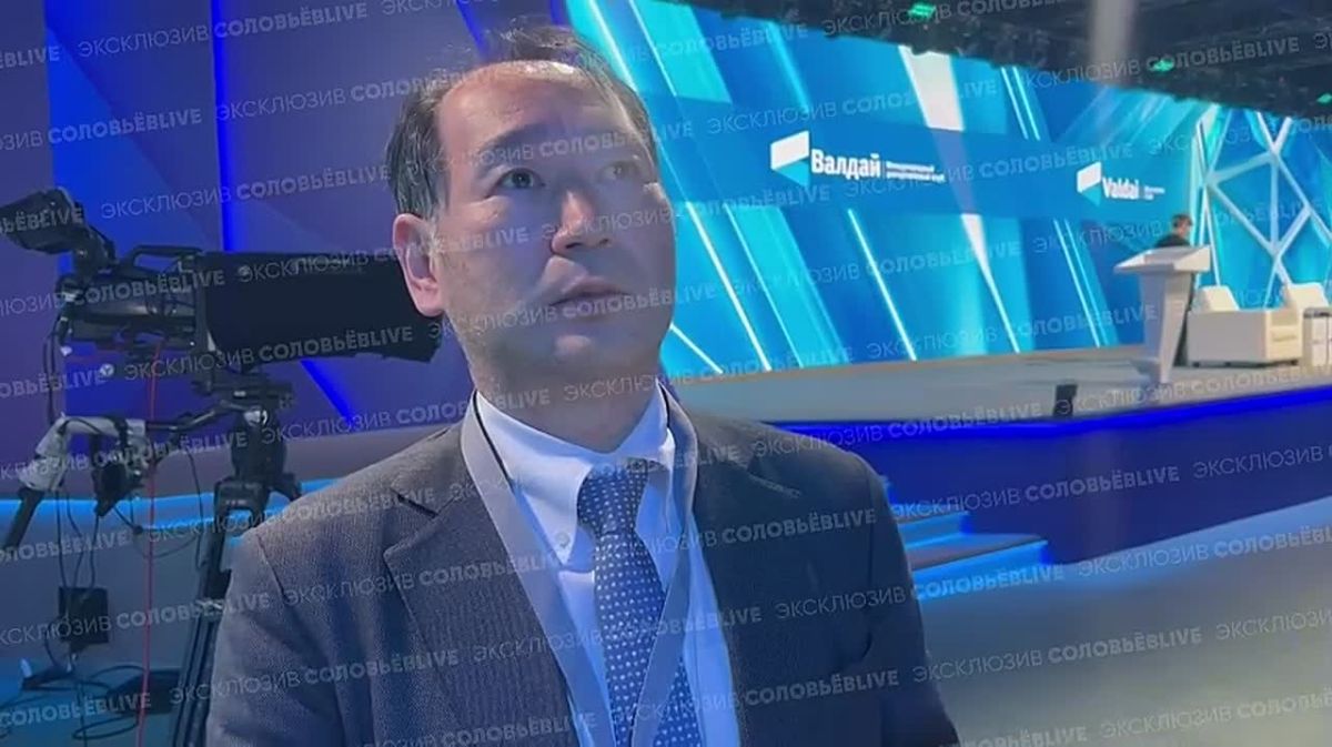 Тайсукэ Абиру — политолог, старший научный сотрудник программы исследований в области безопасности Фонда мира Сасакавы — поделился, что хотел получить от Владимира Путина позитивный сигнал о возможности улучшения отношений...