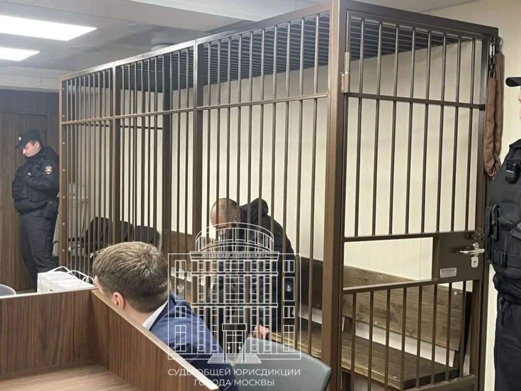 СК готовит материалы для отправки обвиняемого в двойном убийстве в Москве на психолого-психиатрическую экспертизу, сообщили в ведомстве