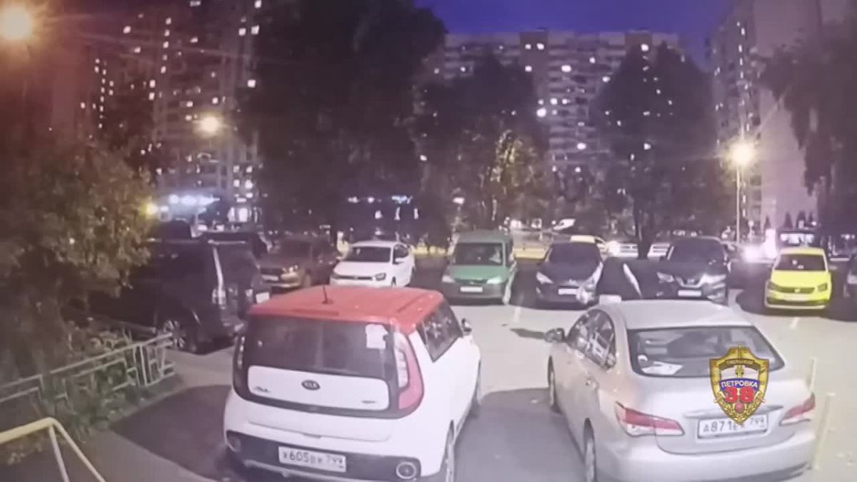 Ночной переполох в 15-м микрорайоне: полицейские столицы задержали подозреваемого в вандализме