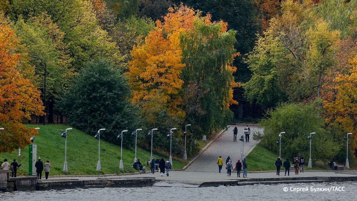Самым теплым днем в Московском регионе на неделе будет пятница, сообщила ТАСС ведущий сотрудник Гидрометцентра РФ Марина Макарова
