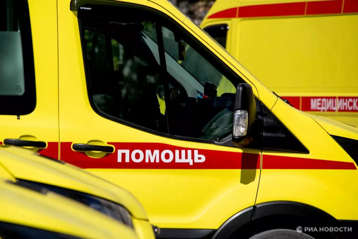 Подростка, который напал с ножом на фельдшера скорой в Москве, задержали и доставили в психбольницу