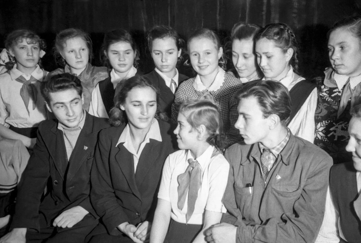 11 октября 1948 года на экраны вышла первая серия фильма «Молодая гвардия»!