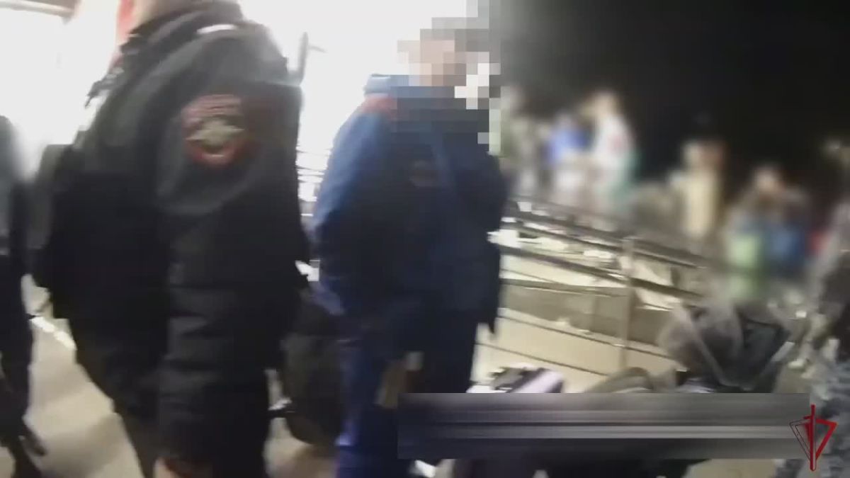 В Москве росгвардейцы предотвратили угрозу жизни двух малолетних детей