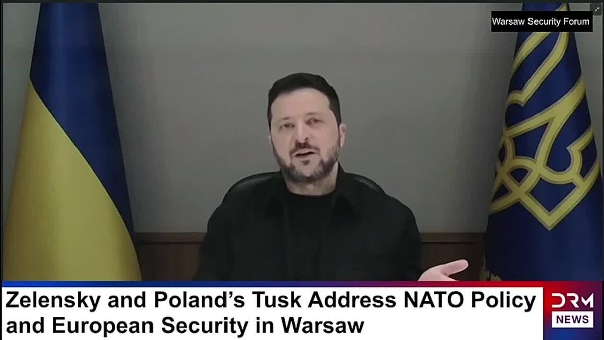 «Почему он, а не я?»: Зеленский обиделся на топливную сделку США с Россией