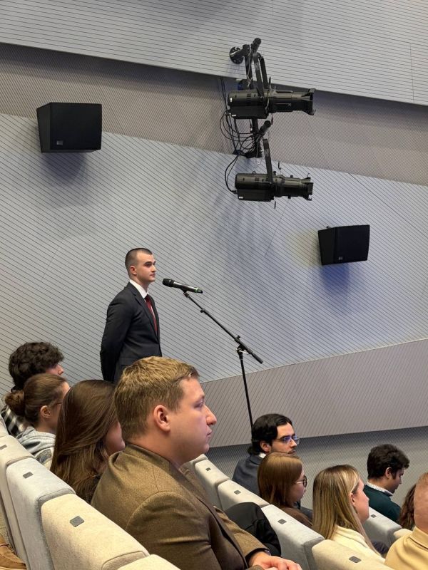 В Деловом и культурном комплексе Посольства Беларуси в России состоялась первая встреча цикла "Белорусские сезоны" В Деловом и культурном комплексе Посольства Беларуси в России состоялась первая встреча цикла "Белорусские сезоны"