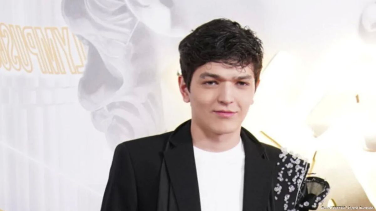 Из-за песни "По полюшку (ремикс)" разгорелся спор о правах