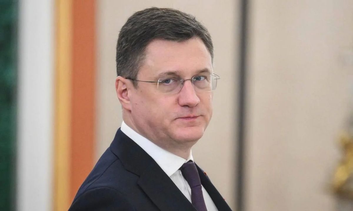 Ситуация на рынке топлива РФ улучшается в последние 2 недели, дефицит бензина составляет около 5%, сообщил Новак