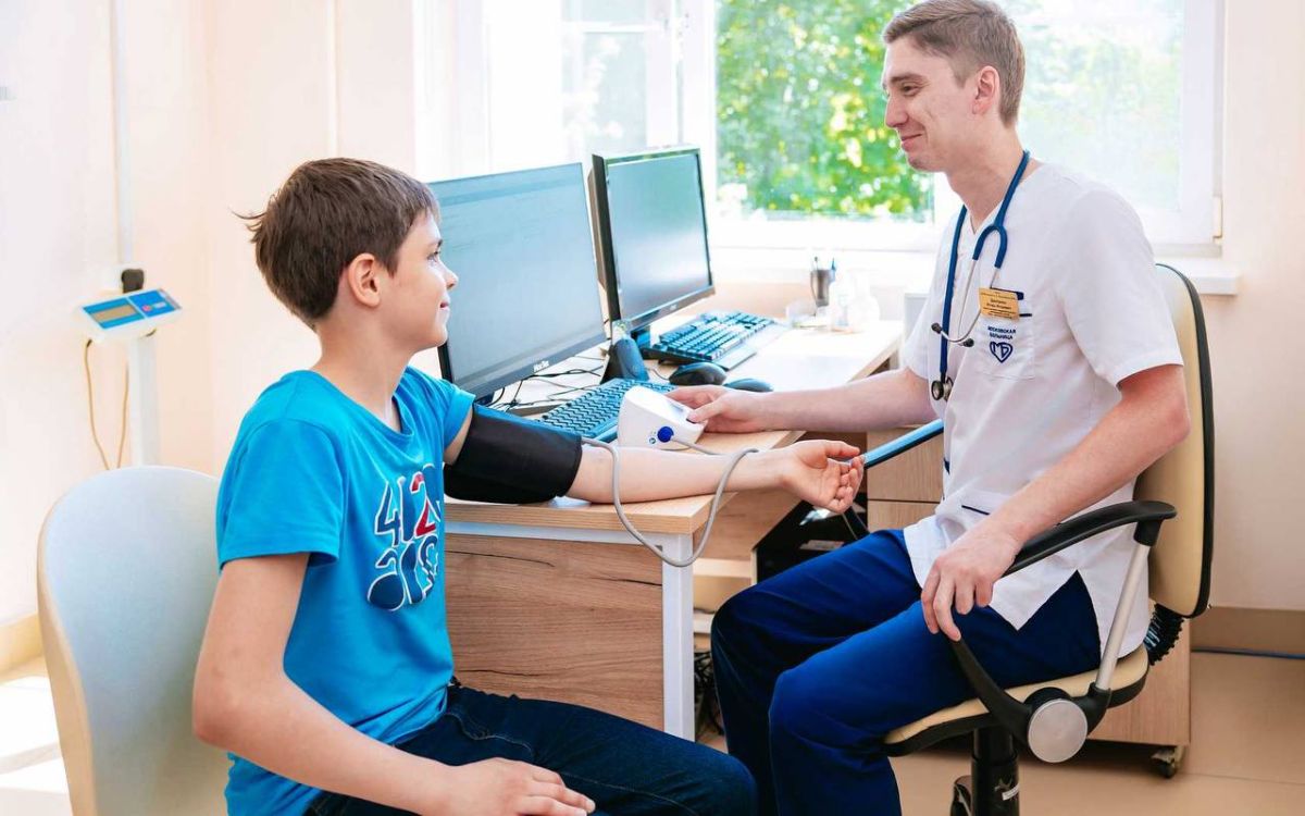 В столице модернизируют детские больницы, закупают современное медицинское оборудование и внедряют передовые методы лечения и реабилитации В столице модернизируют детские больницы, закупают современное медицинское оборудование и внедряют передовые методы лечения и реабилитации