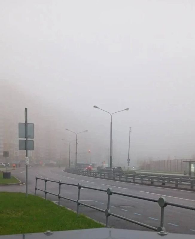В Москве утро началось с густого тумана В Москве утро началось с густого тумана