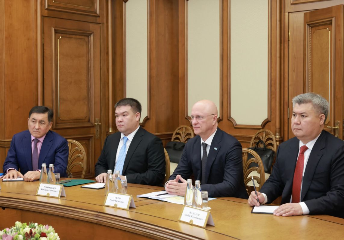 В рамках РЭН-2026 состоялась рабочая встреча Алексея Миллера и Руководителя Администрации Президента Республики Казахстан Романа Скляра В рамках РЭН-2026 состоялась рабочая встреча Алексея Миллера и Руководителя Администрации Президента Республики Казахстан Романа Скляра