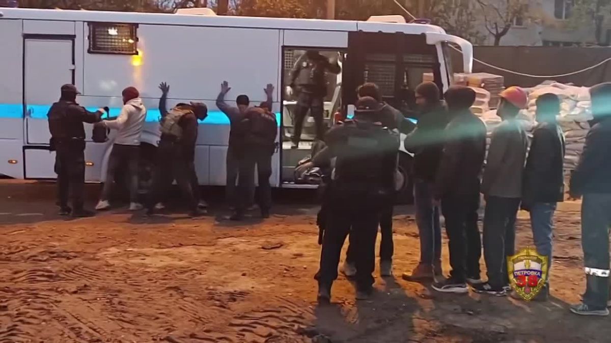 В Зеленограде на ремонтируемом объекте выявили 23 миграционных нарушителя