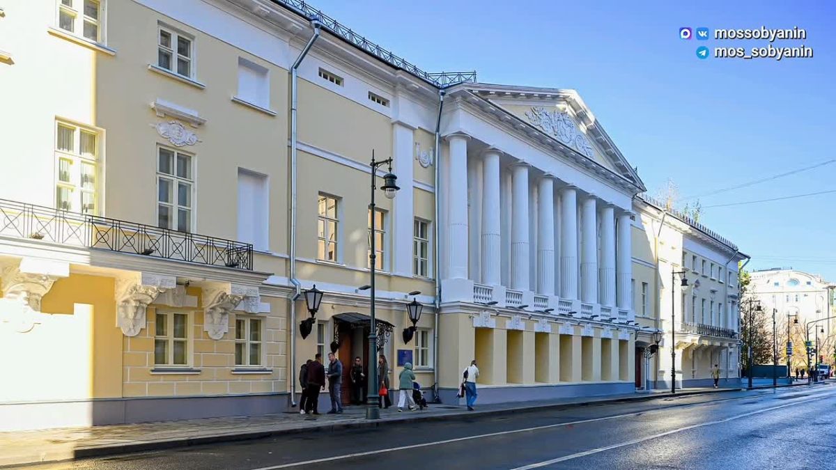 Историческую Поливановскую гимназию в Хамовниках открыли после реставрации