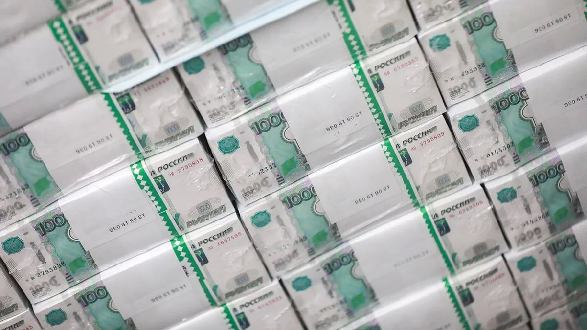 Средний потребкредит в Петербурге в сентябре достиг 247 900 рублей