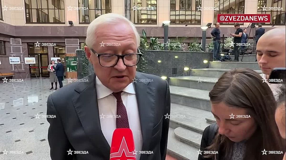 "Двухстороннего диалога с США нет, но мы обращаем внимание на публичные сигналы американских представителей", — ответил замглавы МИД РФ Сергей Рябков на вопрос Zvezdanews о взаимоотношении России и Штатов по контролю над...