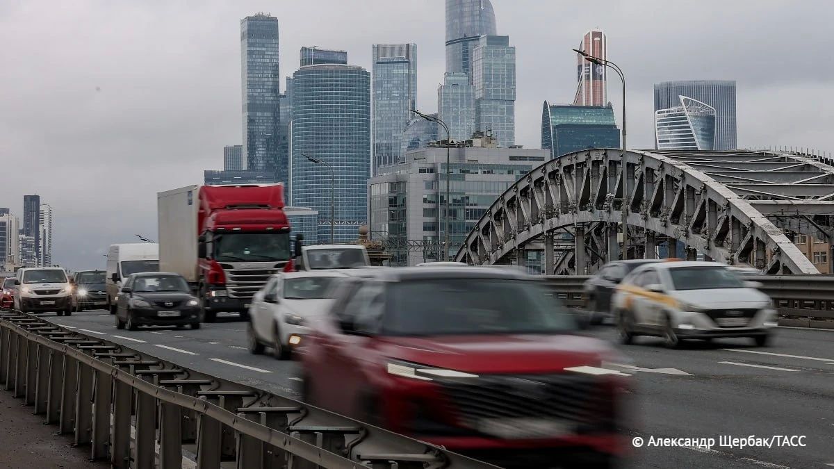 В Москве в последнюю декаду октября ожидается подходящая для смены шин погода в 7-8 градусов тепла, сообщили ТАСС в Гидрометцентре