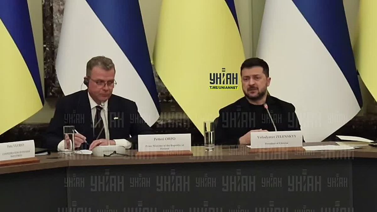 Зеленский завтра ждёт подробный доклад Уиткоффа о переговорах с Россией