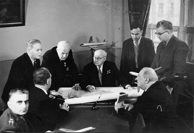 День в истории. 22 октября 1922 года основано авиационное конструкторское бюро А.Н. Туполева В этот день при была создана Комиссия по металлическому самолетостроению, которую как раз и возглавил Андрей Туполев