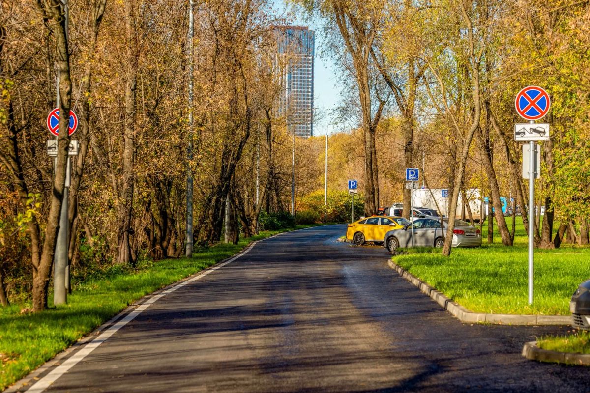 Завершились работы по комплексному благоустройству проезда Кадомцева в районе Ростокино #СВАО