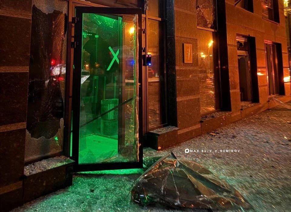 Главные новости к утру:. Один человек погиб, ещё 14 пострадали при массированной атаке беспилотников на центр Белгорода Главные новости к утру:. Один человек погиб, ещё 14 пострадали при массированной атаке беспилотников на центр Белгорода