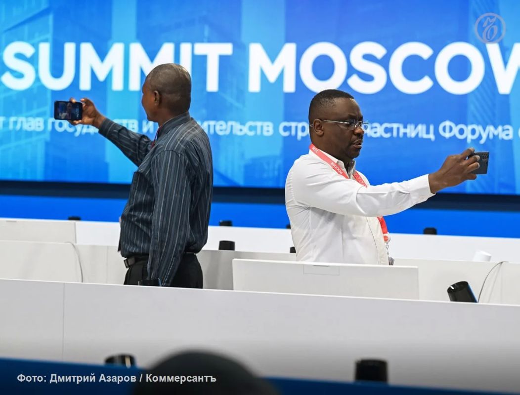 «Такое впечатление, что организаторы стосковались по проведению в Москве глобальных мероприятий и решили блеснуть «Такое впечатление, что организаторы стосковались по проведению в Москве глобальных мероприятий и решили блеснуть