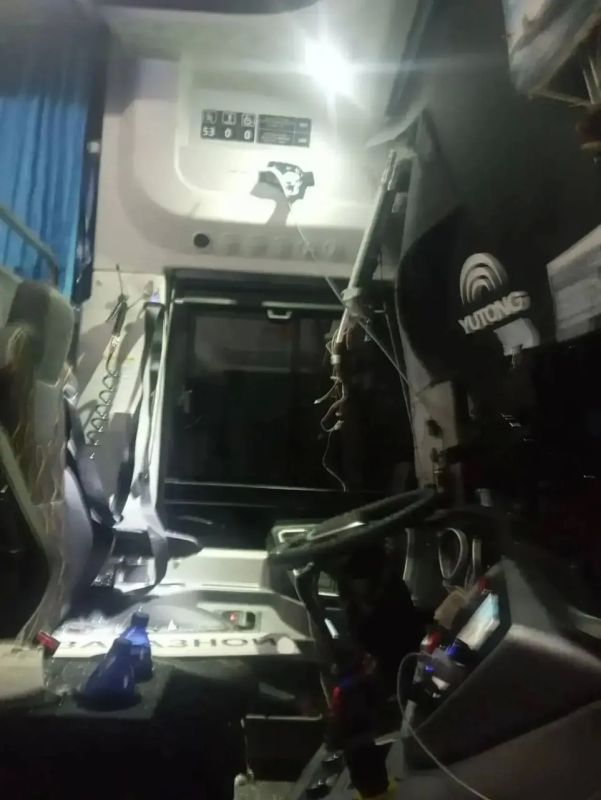 Один человек погиб в результате атаки БПЛА ВСУ на пассажирский автобус, следовавший по маршруту Симферополь — Москва, сообщил губернатор Запорожской области