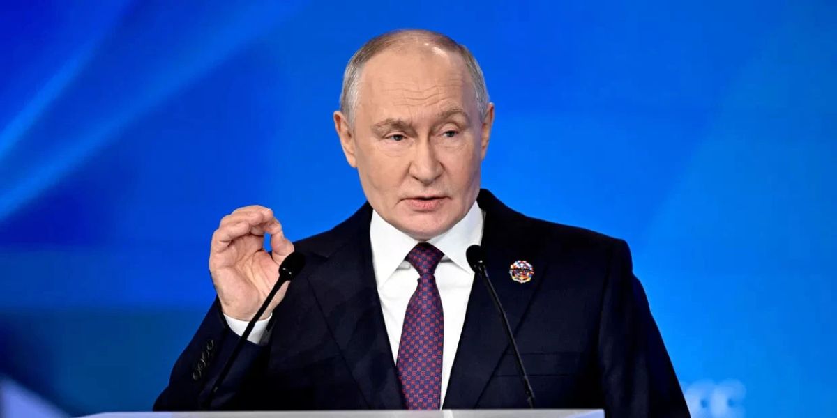 Саммит "Россия — Африка" укрепил влияние Путина на континенте, сообщает Bloomberg