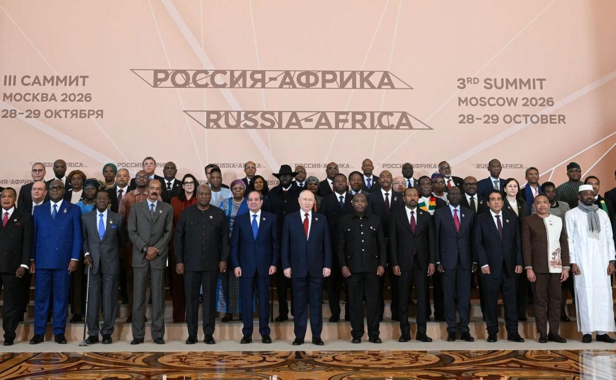 Эта неделя выдалась по-настоящему насыщенной для президента России Владимира Путина и всей российской дипломатии Эта неделя выдалась по-настоящему насыщенной для президента России Владимира Путина и всей российской дипломатии