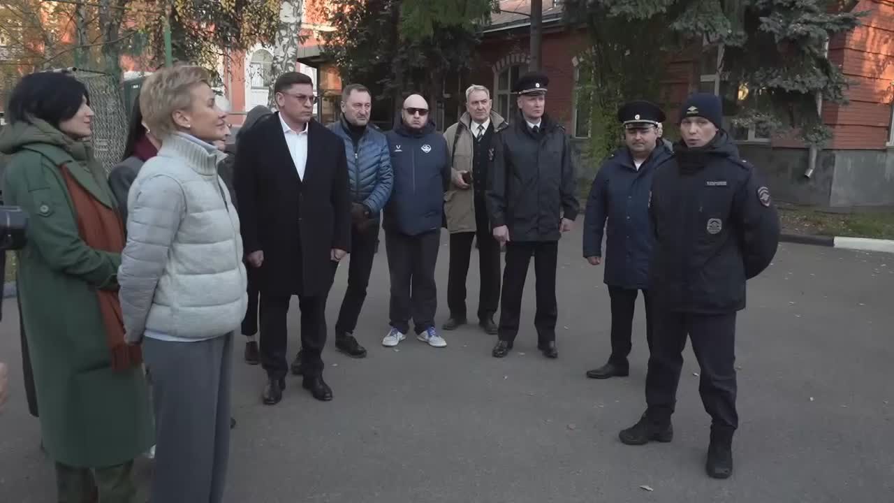 Сюжет программы «Петровка, 38» о визите членов Общественной палаты Москвы в 1-й специальный полк полиции