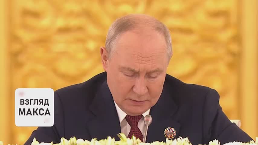Президент России Владимир Путин рассказал, как бывший президент Египта Хосни Мубарак во время одного из визитов в Кремль объяснял ему библейские сюжеты, изображённые на стенах исторического зала