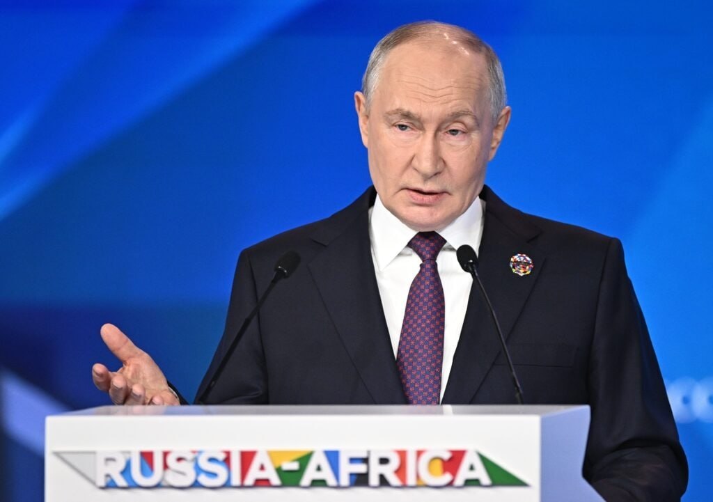 РЕЗЮМЕ: САММИТ "РОССИЯ – АФРИКА"