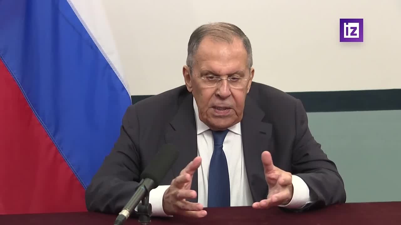 Если Зеленский хочет встречи с Путиным, он должен приехать в Москву, — Лавров